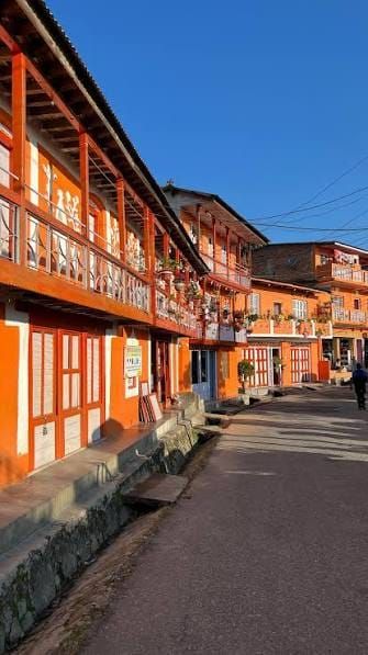 A related community experience in Nepal