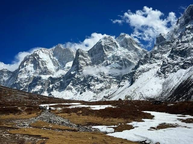 Kanchenjunga North & South — photograph 4